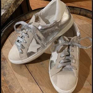 Star sneakers!